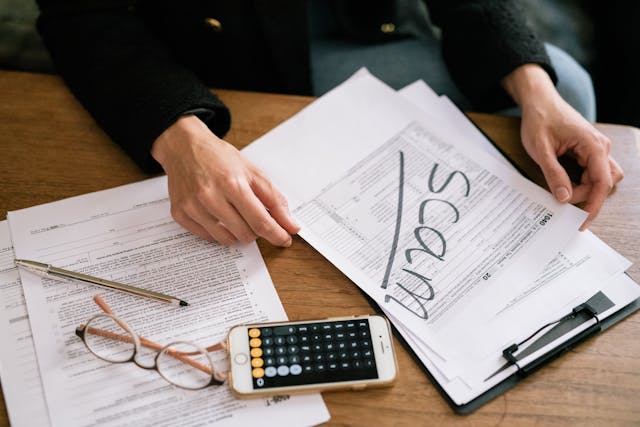 How Businesses Manipulate Ratings (And How to Detect It)